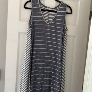 Max studio midi dress